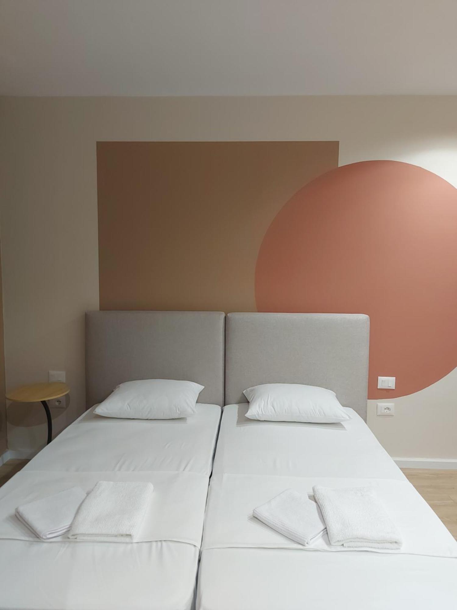 Center Cozy Nest Hotell Tirana Exteriör bild